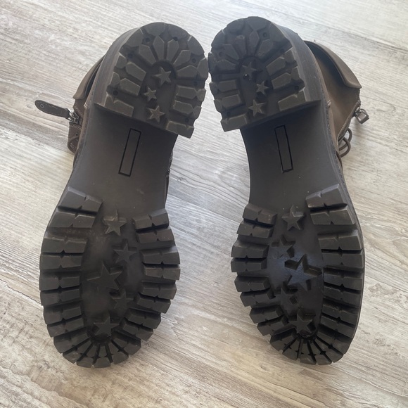 Denver Hayes Women's Sky Heeled Combat Boots - Taupe Brown, Women's size 9 - Picture 8 of 12